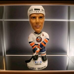 Alexei Yashin New York Islanders Bobblehead -White, Navy & Orange BOBBLE DOBBLES
